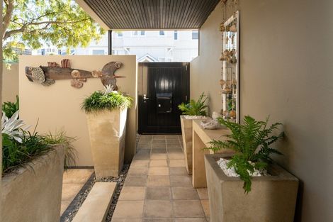 Photo of property in Highwic, 3/32 Hobson Street, Thorndon, Wellington, 6011