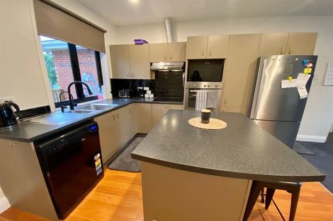 Photo of property in 12 Cossens Street, Balclutha, 9230