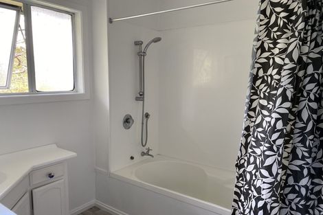 Photo of property in 462 Wairere Road, Waitakere, Henderson, 0782