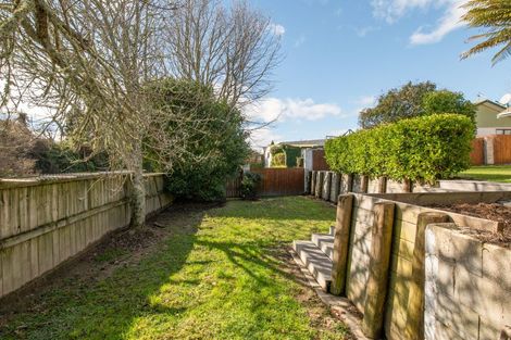 Photo of property in 74 Blomfield Street, Pukehangi, Rotorua, 3015