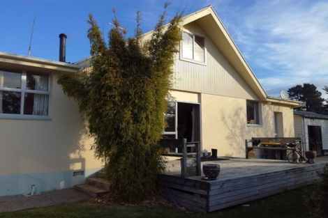 Photo of property in 2268 Ohai Clifden Highway, Orawia, Otautau, 9682