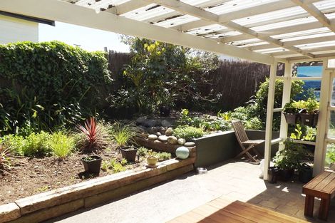 Photo of property in 3 Karioi Crescent, Raglan, 3225