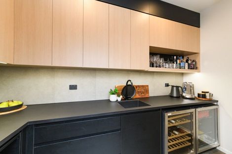 Photo of property in 35 Freedom Drive, Kelvin Grove, Palmerston North, 4414