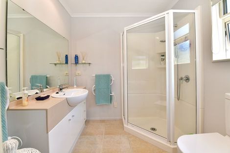 Photo of property in 93 Tauranga Place, Orewa, 0931