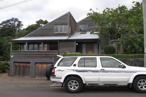 Photo of property in 12 Hillside Crescent South, Leigh, Auckland, 0985