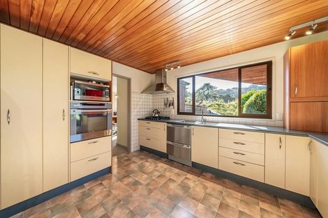 Photo of property in 119 Paekakariki Hill Road, Pauatahanui, Porirua, 5381