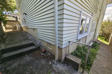 Photo of property in 66 Kotuku Street, Elsdon, Porirua, 5022