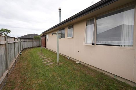 Photo of property in 21 Cleveland Heights, Kelvin Grove, Palmerston North, 4414
