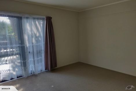 Photo of property in 2/111 Victoria Street, Onehunga, Auckland, 1061