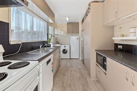 Photo of property in 2/29 Cranston Street, Torbay, Auckland, 0632