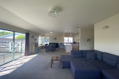 Photo of property in 10a Bracken Street, Wallaceville, Upper Hutt, 5018
