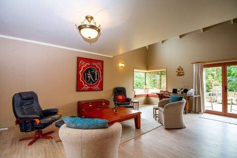 Photo of property in 153 Halcombe Road, Feilding, 4775