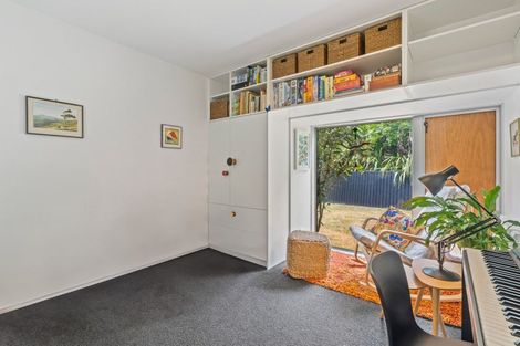 Photo of property in 94 Sidlaw Street, Strathmore Park, Wellington, 6022