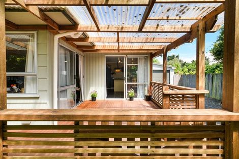 Photo of property in 16 Carter Crescent, Awapuni, Palmerston North, 4412