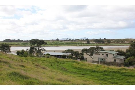 Photo of property in 286 Cove Road, Waipu, 0582