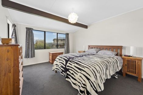 Photo of property in 7 Mcmanaway Grove, Stokes Valley, Lower Hutt, 5019