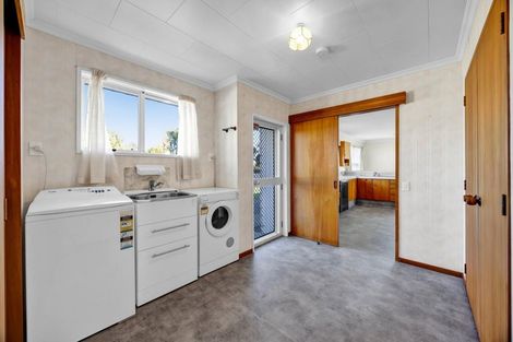 Photo of property in 65 Murray Avenue, Hawera, 4610