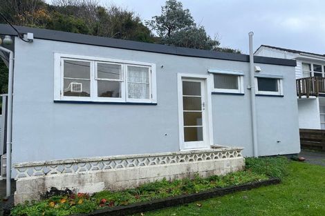 Photo of property in 5 Ranelagh Terrace, Karori, Wellington, 6012