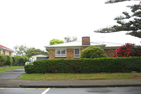 Photo of property in 44 Rosehill Drive, Rosehill, Papakura, 2113