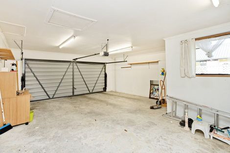 Photo of property in 37 Renfrew Street, Waikiwi, Invercargill, 9810