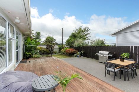 Photo of property in 3 Gordon Street, Glen Avon, New Plymouth, 4312