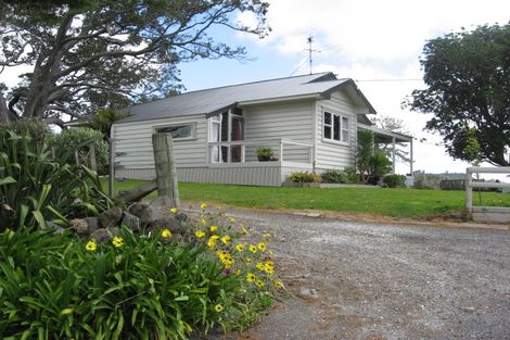 Photo of property in 163 Annett Road, Kumeu, 0891