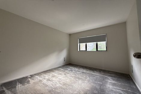 Photo of property in 21 Bangla Place, Massey, Auckland, 0614