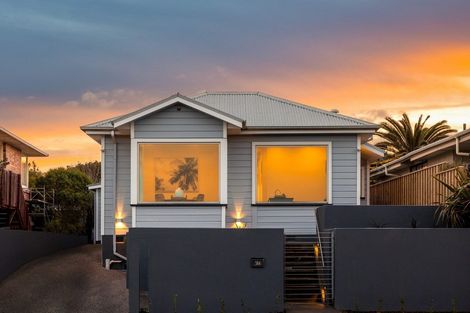 Photo of property in 384 Marine Parade, South New Brighton, Christchurch, 8062