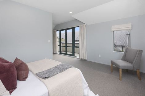 Photo of property in 16 Ngahere Street, Fendalton, Christchurch, 8041