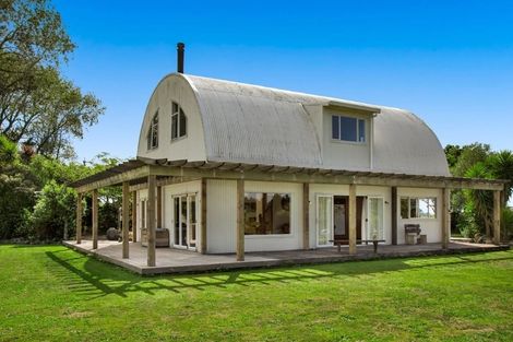 Photo of property in 812 Carrington Road, Hurworth, New Plymouth, 4371