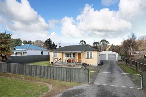 Photo of property in 10 Wilson Road, Hunterville, 4730