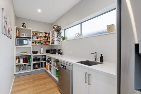 Photo of property in 14 Whitcombe Place, Darfield, 7571