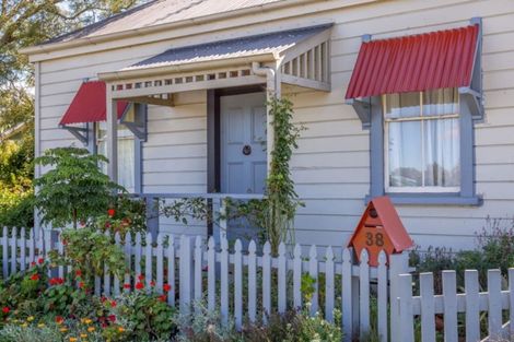 Photo of property in 38 Daniell Street, Featherston, 5710