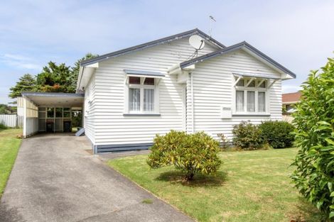 Photo of property in 6a Bayly Street, Waitara, 4320