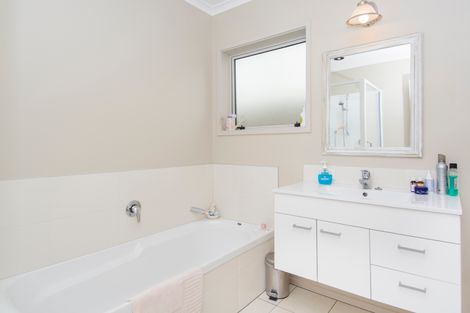 Photo of property in 23 Merlot Drive, Pyes Pa, Tauranga, 3112