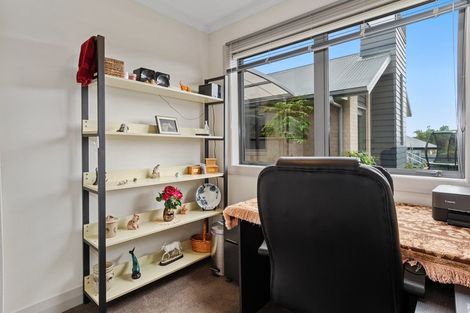 Photo of property in 1 Laura Avenue, Ohauiti, Tauranga, 3112