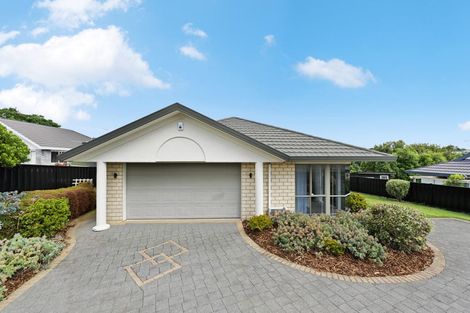 Photo of property in 12 Ryegrass Dell, Welcome Bay, Tauranga, 3112