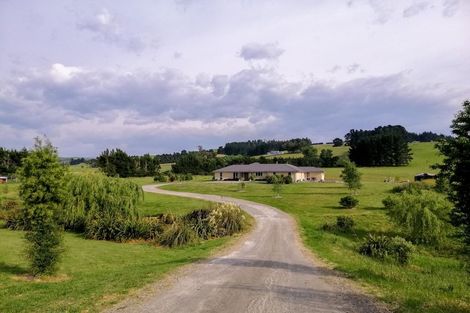 Photo of property in 330 Catherwoods Road, Cust, Rangiora, 7471