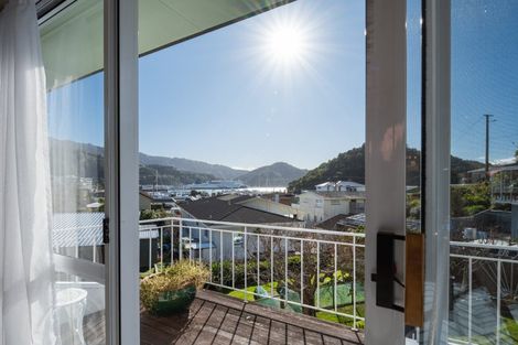 Photo of property in 6a Seaview Crescent, Picton, 7220