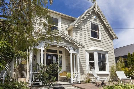 Photo of property in 18 Saint Davids Street, Lyttelton, 8082