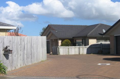 Photo of property in 12 Coleraine Place, East Tamaki, Auckland, 2016