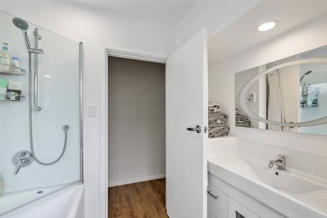 Photo of property in 2 Wallace Place, Rangiora, 7400