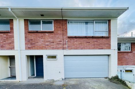 Photo of property in 2/36 Copley Street, New Lynn, Auckland, 0600