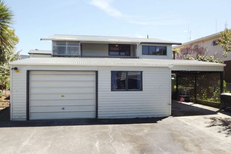Photo of property in 3 Karioi Crescent, Raglan, 3225