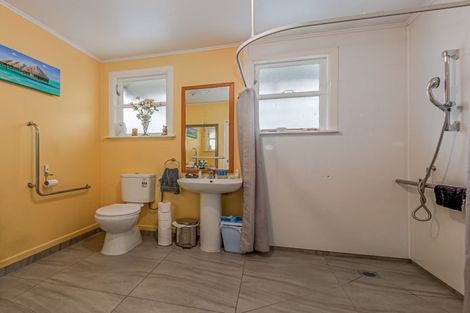 Photo of property in 49 Tararua Street, Pahiatua, 4910