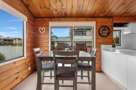 Photo of property in 98 Harbour Road, Ohope, 3121