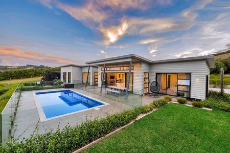 Photo of property in 99 Hauora Lane, Waitoki, 0871