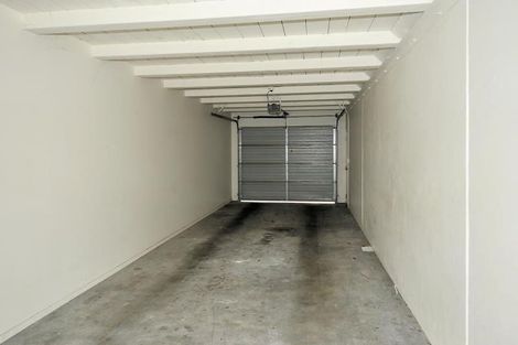 Photo of property in The Haven, 23/120 Beach Haven Road, Beach Haven, Auckland, 0626