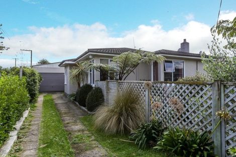 Photo of property in 12 Walsh Road, Westown, New Plymouth, 4310