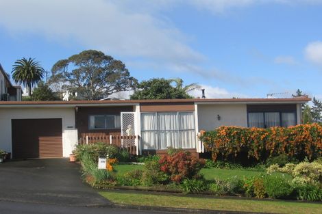 Photo of property in 27 Raumati Crescent, Onerahi, Whangarei, 0110